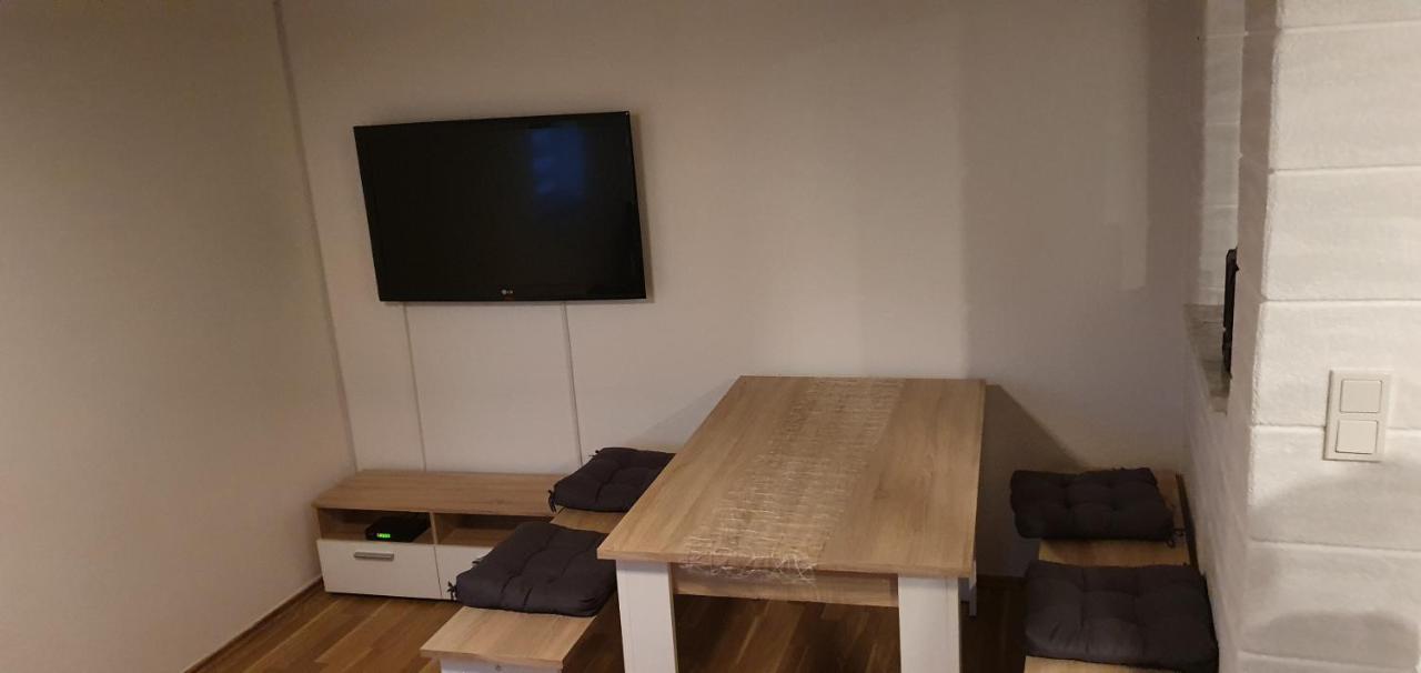 Ferienwohnung Haeusla Hirschaid Bagian luar foto