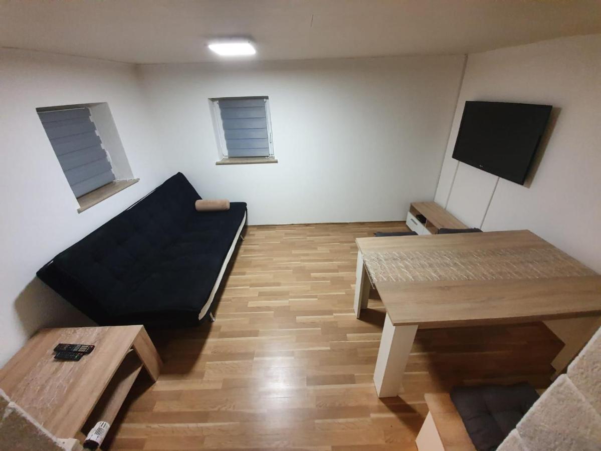 Ferienwohnung Haeusla Hirschaid Bagian luar foto