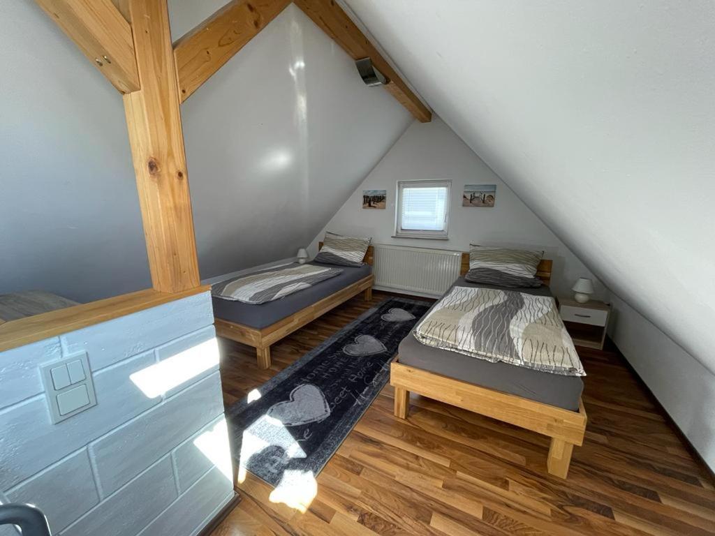 Ferienwohnung Haeusla Hirschaid Bagian luar foto